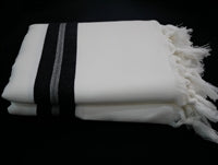 Noy Vehadar  Elegant design tallis